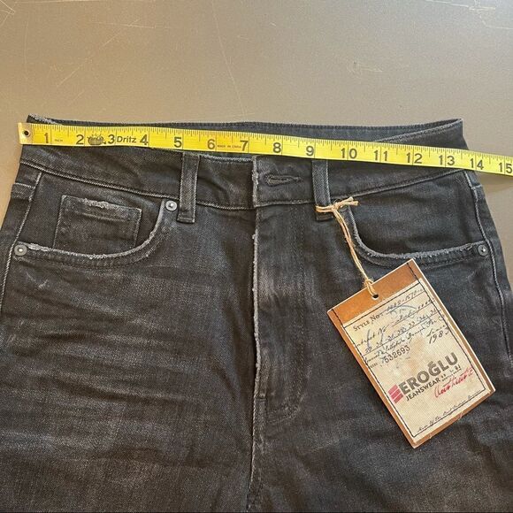 Joe’s Jeans |  Bermuda Raw Edge Shorts - Picture 7 of 12